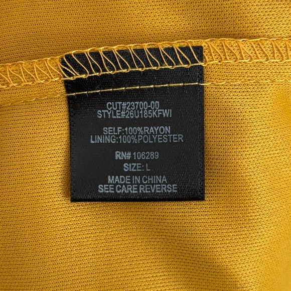 Retro-Bohemian Yellow Ikat Midi Dress - Picture 5 of 7